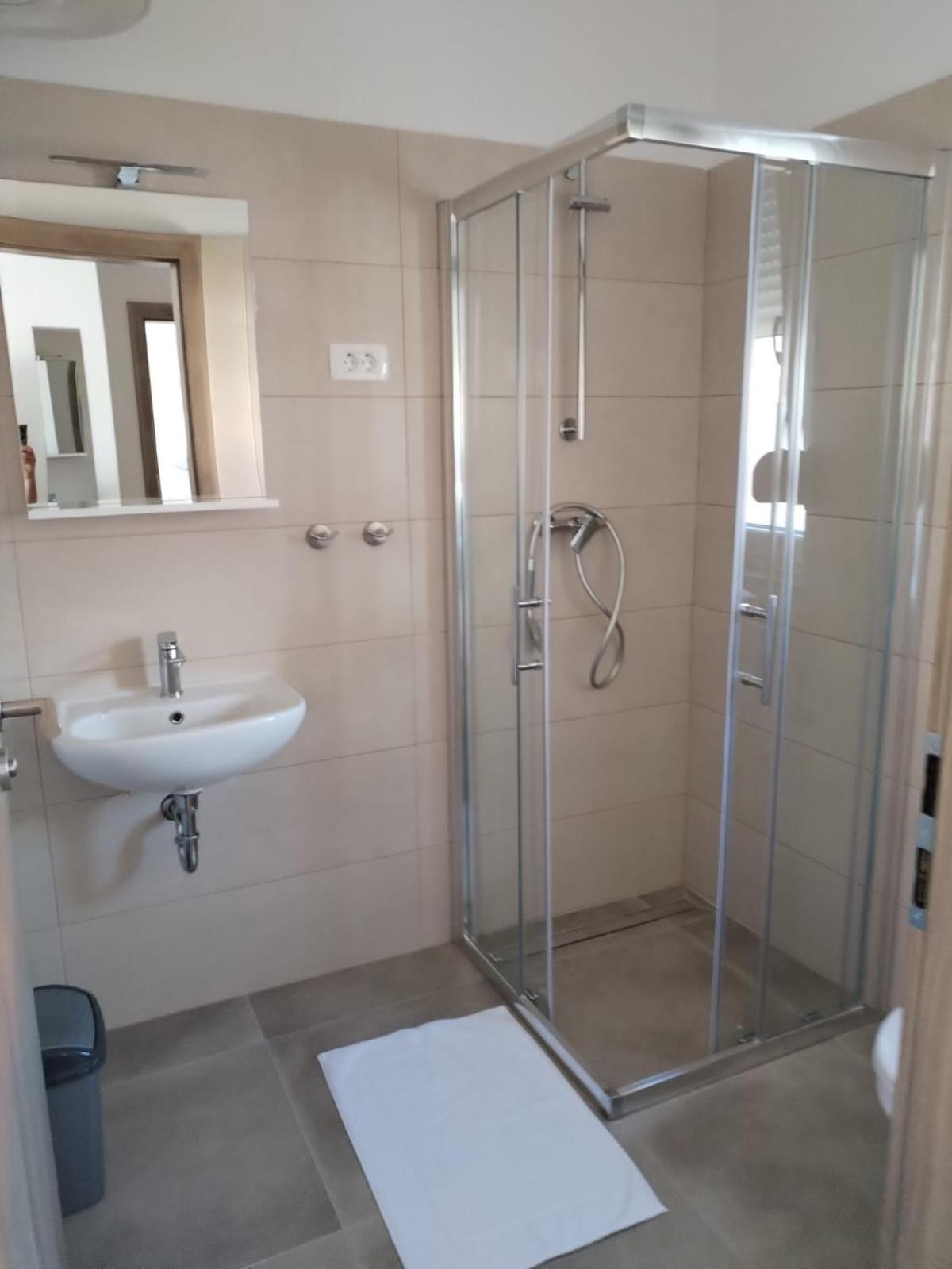 Hotel Adriatica à Zadar Extérieur photo